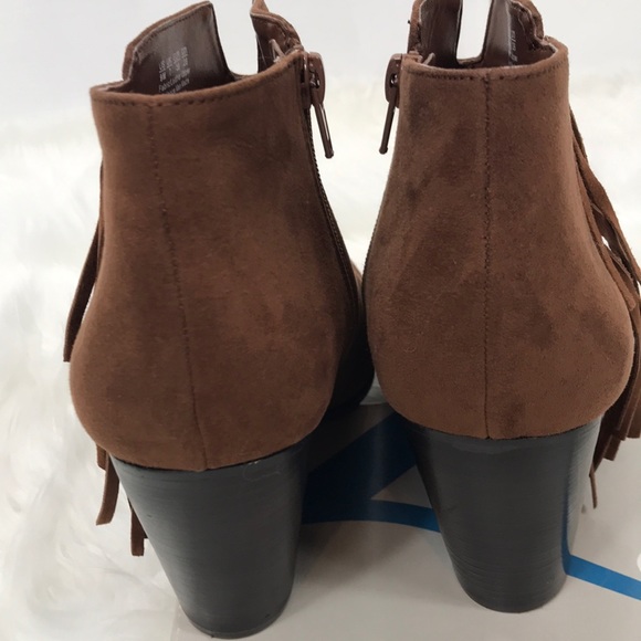 Carlos Santana Brown Fringe High Heel Ankle Boots - Picture 3 of 8